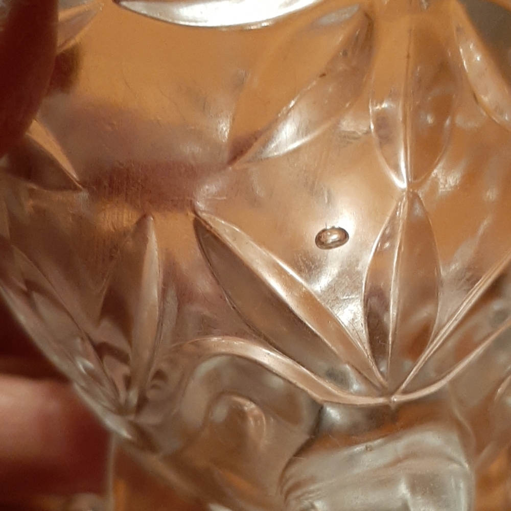 Cut Crystal Egg - Picture 6 of 6